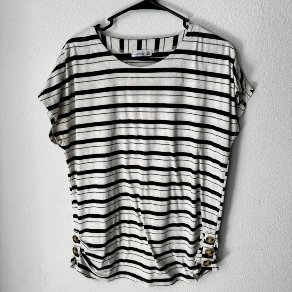 89th + Madison Womens‎ Black White Striped Side Button Short Sleeve Top Large